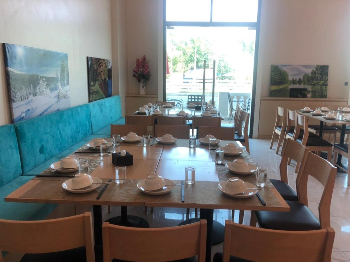 Espana Condo Resort Pattaya Evt Джомтьен Экстерьер фото