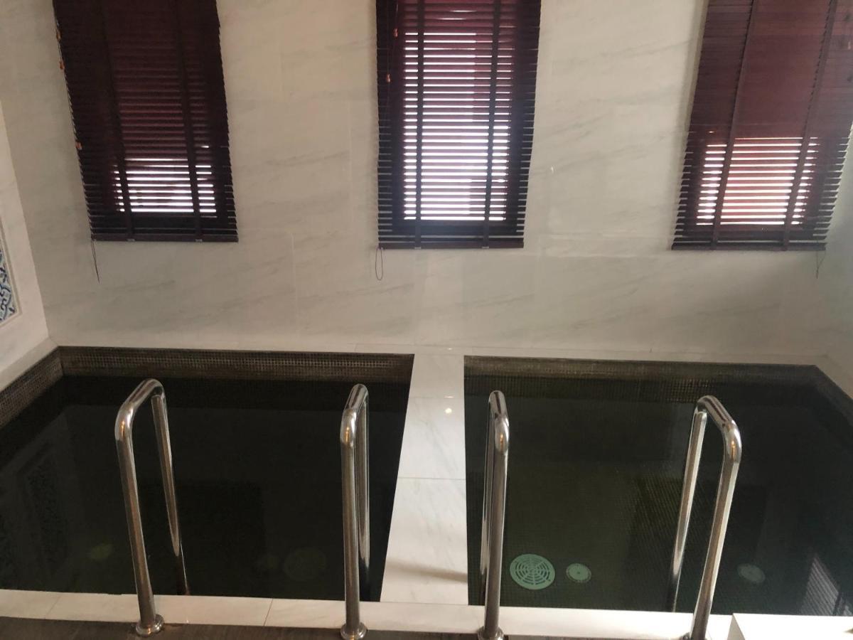 Espana Condo Resort Pattaya Evt Джомтьен Экстерьер фото
